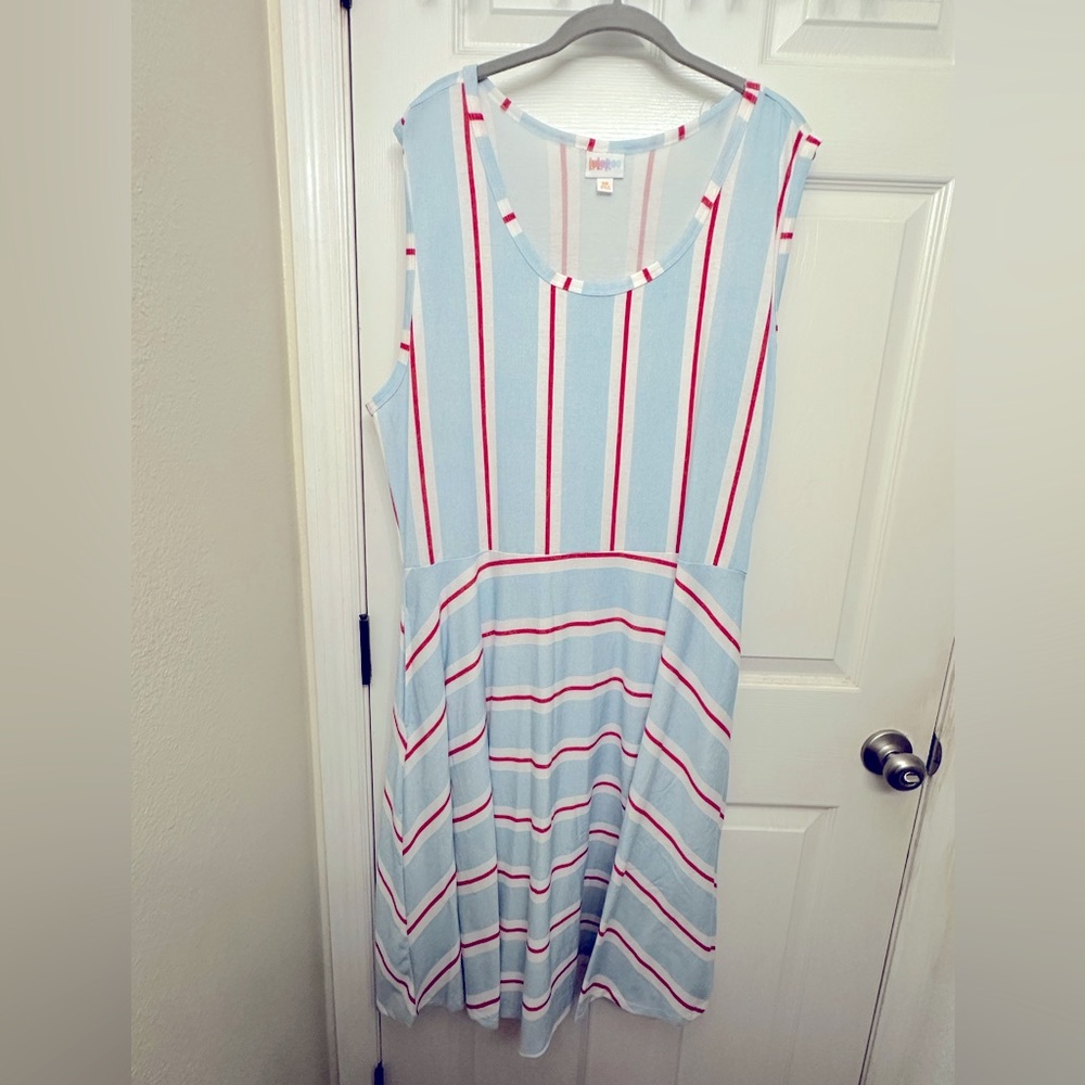 LuLaRoe Plus Size pastel red white & blue Nikki dress size 3XL like new